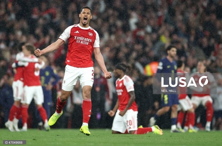 Um golo de Bukayo Saka foi o suficiente para o Arsenal levar hoje de vencida o Atlético de Madrid por 1-0, assegurando assim a presença dos londrinos na final da Liga dos Campeões de futebol.