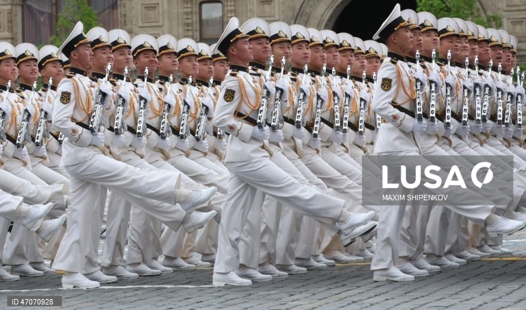 Rússia: Celebrações do Dia da Libertação em Moscovo