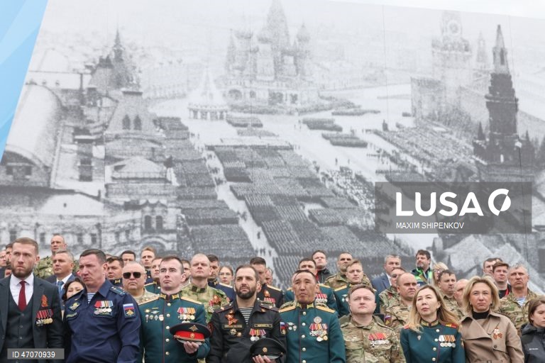 Rússia: Celebrações do Dia da Libertação em Moscovo