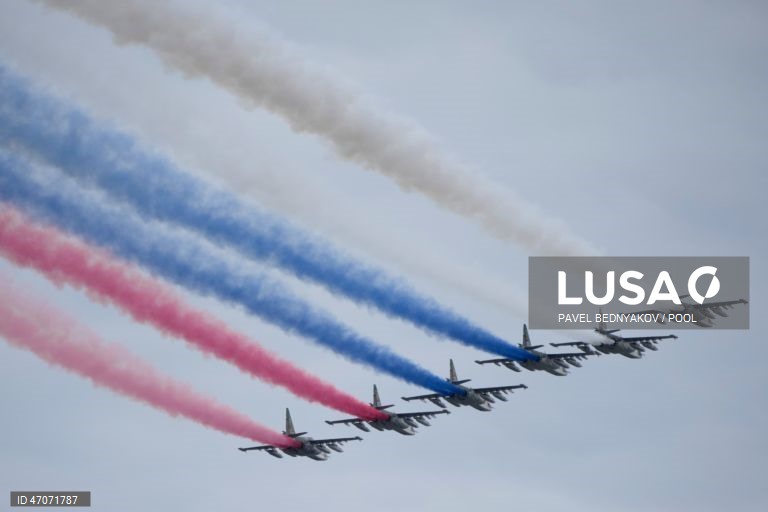 Rússia: Celebrações do Dia da Libertação em Moscovo
