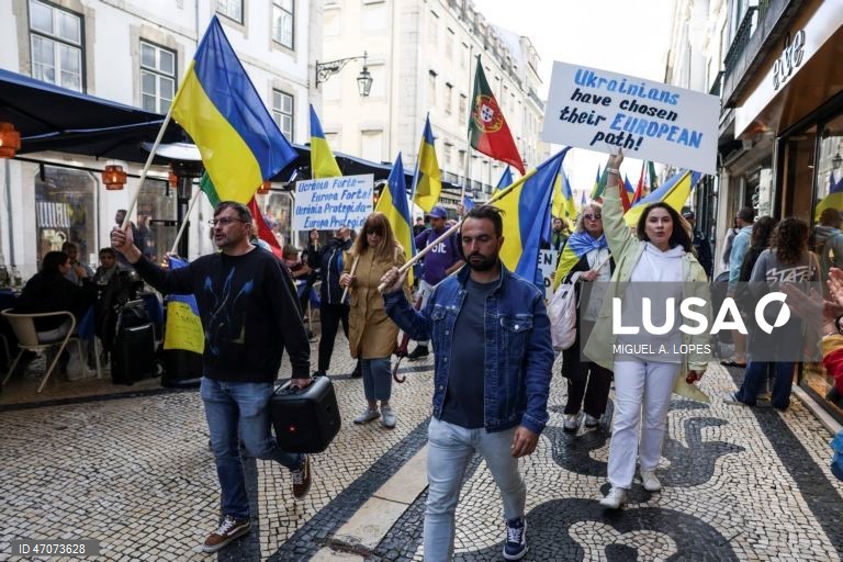 Marcha lenta de ucranianos em Lisboa