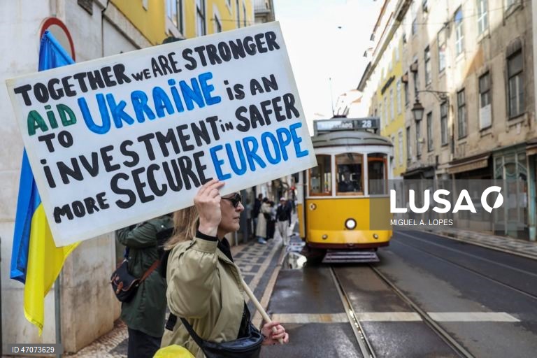 Marcha lenta de ucranianos em Lisboa