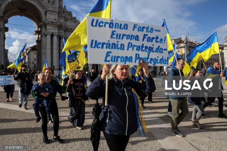 Marcha lenta de ucranianos em Lisboa