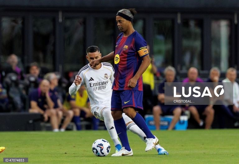 Futebol: Liga espanhola - FC Barcelona vs Real Madrid