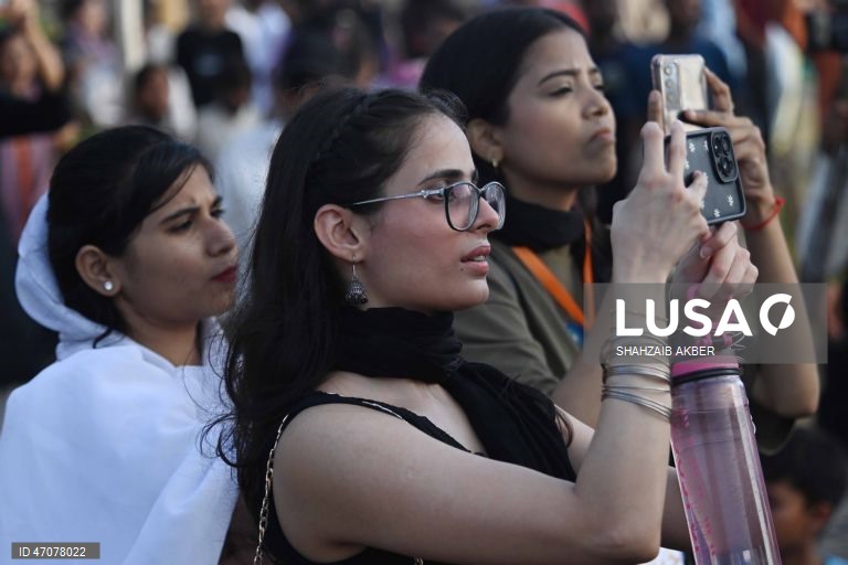 Paquistão: Manifestação em Carachi pelos direitos das mulheres