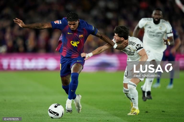 Futebol: Liga espanhola - FC Barcelona vs Real Madrid