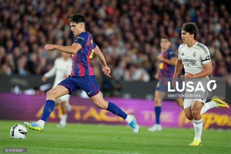 Futebol: Liga espanhola - FC Barcelona vs Real Madrid