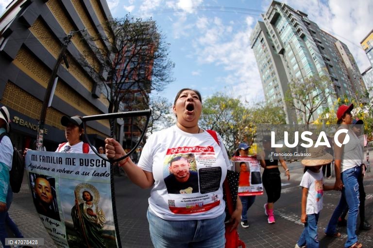 México: Marcha pelos desaparecidos em Guadalajara 