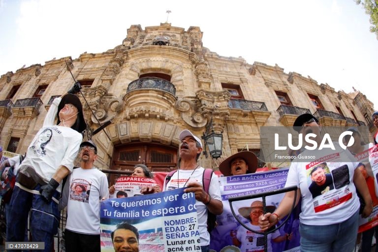 México: Marcha pelos desaparecidos em Guadalajara 