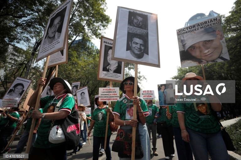 México: Marcha pelos desaparecidos em Guadalajara 