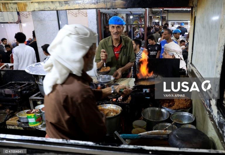 Iémen: Comida de rua em Saná