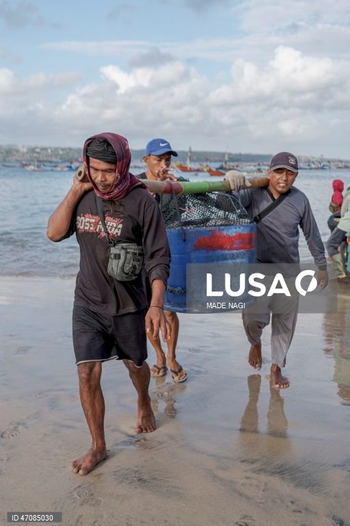 Indonésia: Pesca artesanal no Bali