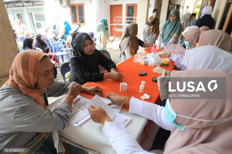 Indonésia: Rastreio de saúde gratuito em Banda Aceh
