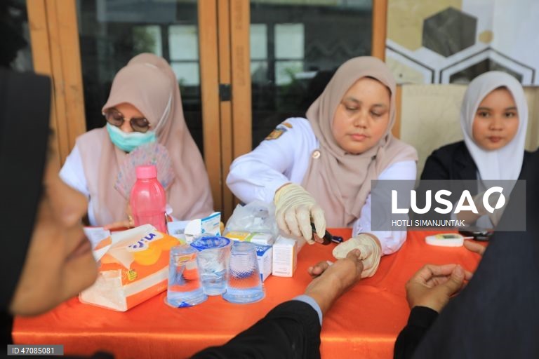 Indonésia: Rastreio de saúde gratuito em Banda Aceh