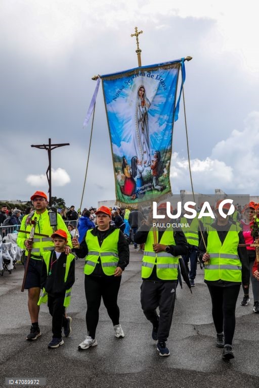 Ourém: Início da peregrinação internacional aniversária ao Santuário de Fátima.