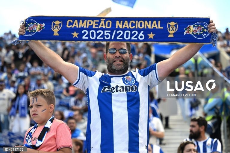 FC Porto venceu hoje na receção ao Santa Clara, por 1-0, no jogo da 34.ª e última jornada da I Liga portuguesa de futebol que antecede os festejos pela 31.ª conquista do título nacional pelos ‘dragões’.