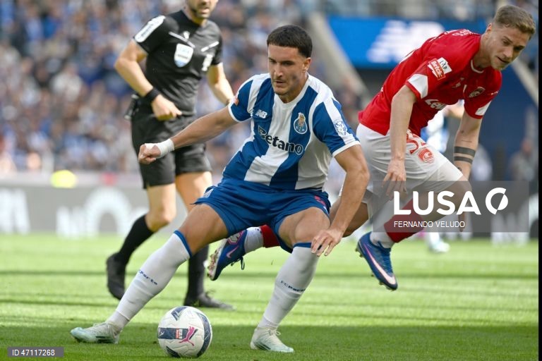 FC Porto venceu hoje na receção ao Santa Clara, por 1-0, no jogo da 34.ª e última jornada da I Liga portuguesa de futebol que antecede os festejos pela 31.ª conquista do título nacional pelos ‘dragões’.