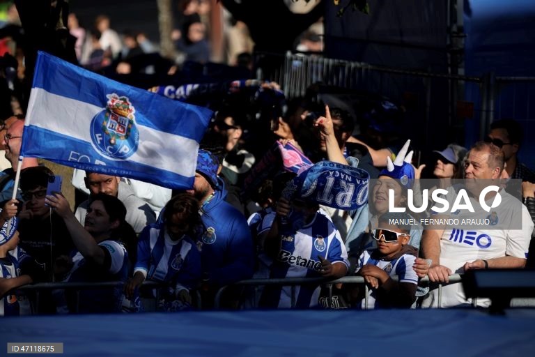 FC Porto venceu hoje na receção ao Santa Clara, por 1-0, no jogo da 34.ª e última jornada da I Liga portuguesa de futebol que antecede os festejos pela 31.ª conquista do título nacional pelos ‘dragões’.