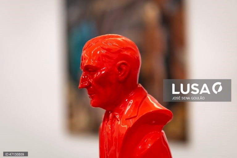 Visita de imprensa e inauguração da exposição “Manuel João Vieira – A ilha púrpura: notas e paisagens”