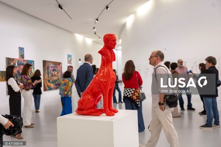 Visita de imprensa e inauguração da exposição “Manuel João Vieira – A ilha púrpura: notas e paisagens”
