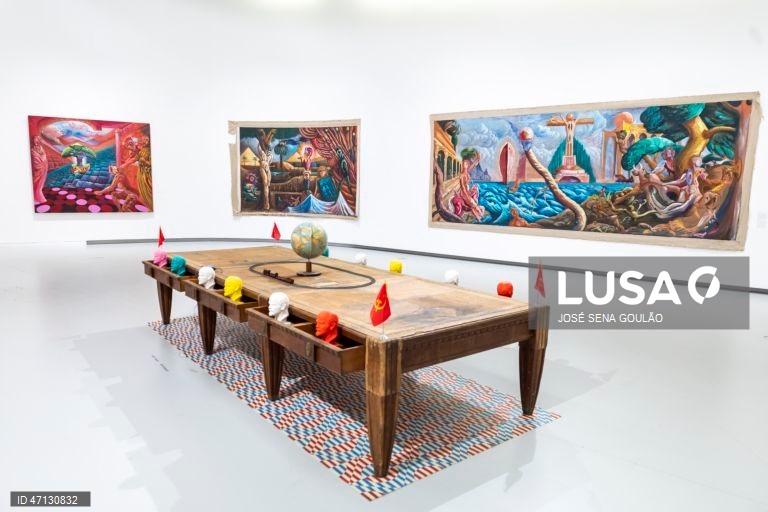 Visita de imprensa e inauguração da exposição “Manuel João Vieira – A ilha púrpura: notas e paisagens”