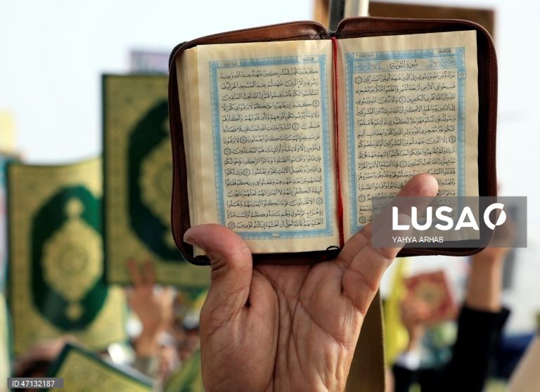 Iémen: Manifestação anti-americana em Saná