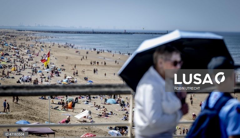 Holanda: Dia de praia em Scheveningen 