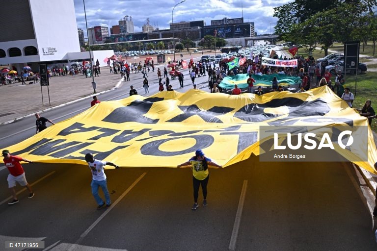 Brasil: Manifestação em Brasília contra a escala de trabalho 6x1