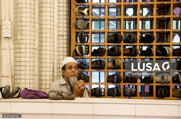 Mulçumanos celebram Eid al-Adha, a "Festa do Sacrifício"