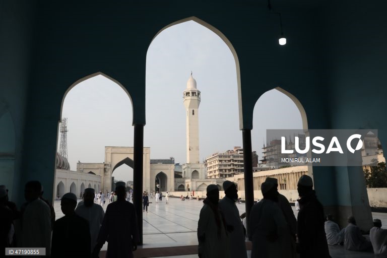 Mulçumanos celebram Eid al-Adha, a "Festa do Sacrifício"