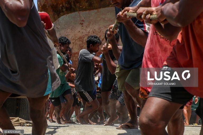 Mumbai: Fim da época de pesca
