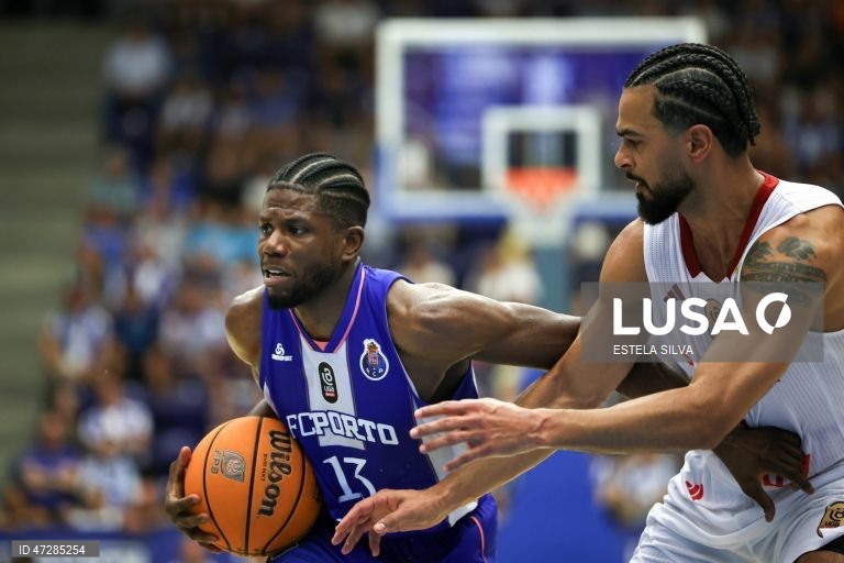 FC Porto conquista a Liga Portuguesa de Basquetebol após vencer o Benfica