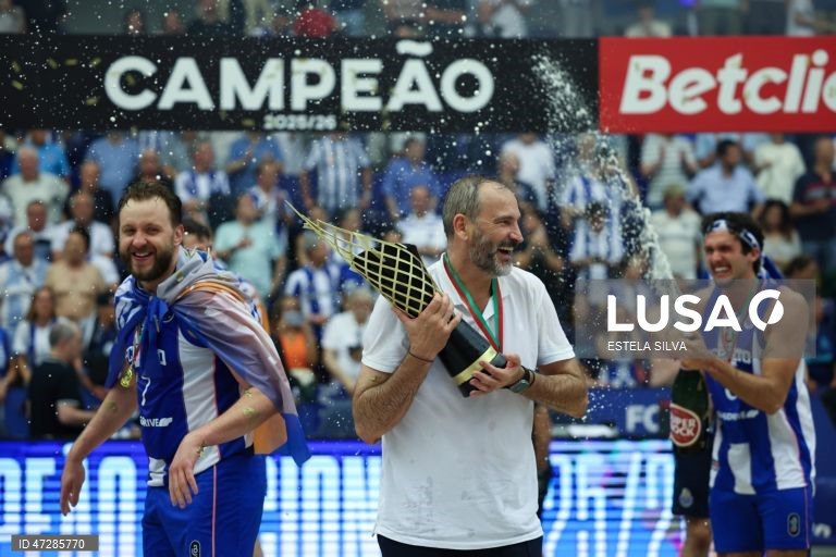 FC Porto conquista a Liga Portuguesa de Basquetebol após vencer o Benfica