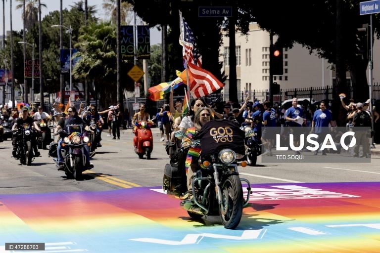 EUA: 56ª Parada Gay de Los Angeles