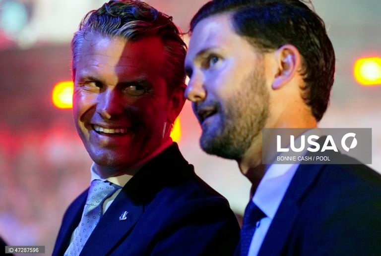 EUA: Trump festeja 80 anos com espetáculos de luta na Casa Branca