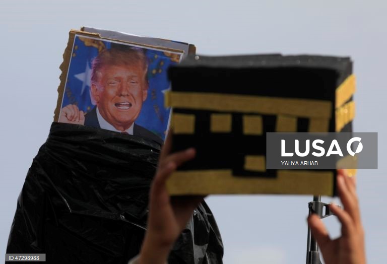 Iémen: Manifestação anti-Trump em Saná