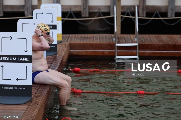 O Sea Lanes Canary Wharf inaugura a nova piscina flutuante de Londres