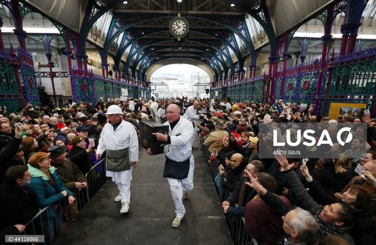Reino Unido: Venda de carne de peru no Mercado Smithfield em Londres
