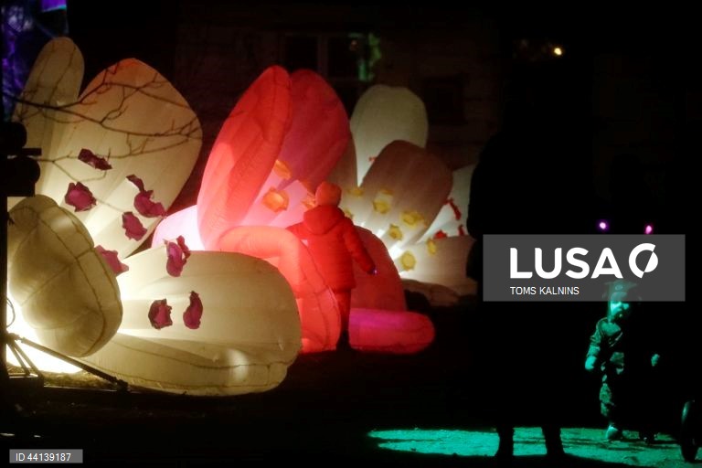 Letónia: Festival de luzes no Jardim Botânico da Universidade de Riga