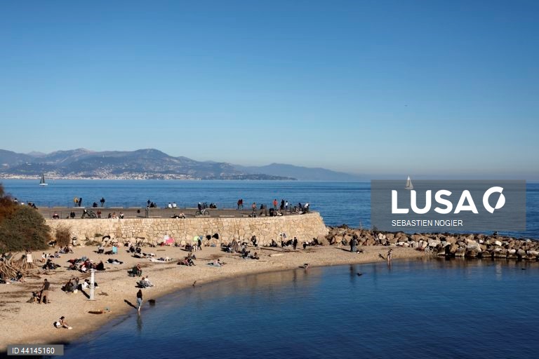 França: Aldeia de Antibes na Riviera francesa
