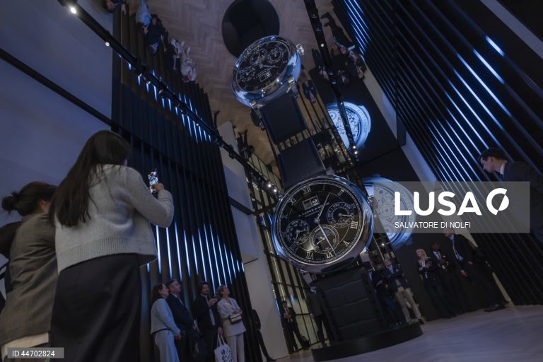 Feira de relógios de luxo “Watches and Wonders Geneva”, em Genebra, Suíça.