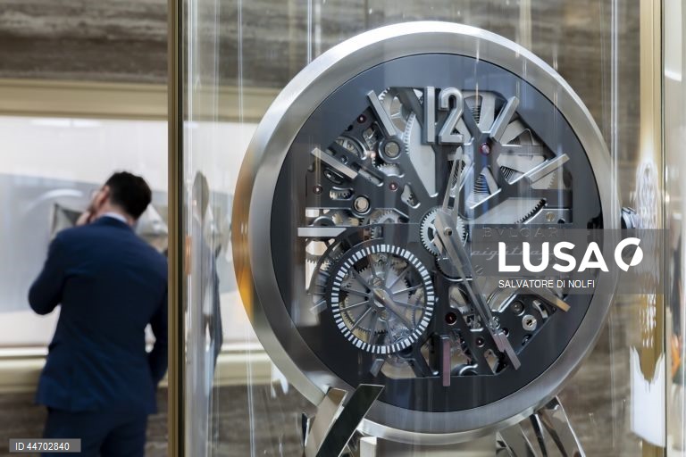 Feira de relógios de luxo “Watches and Wonders Geneva”, em Genebra, Suíça.