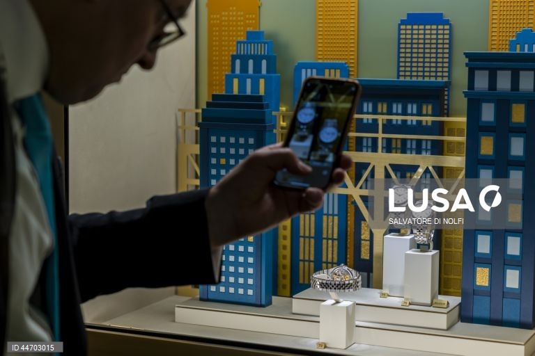 Feira de relógios de luxo “Watches and Wonders Geneva”, em Genebra, Suíça.