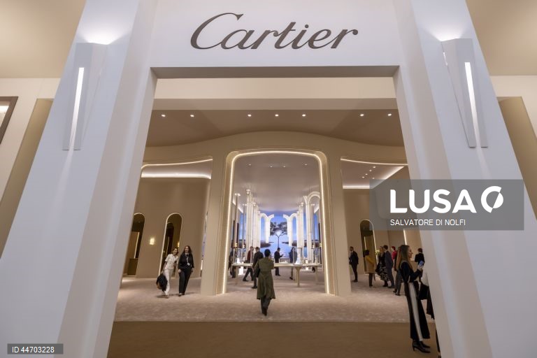 Feira de relógios de luxo “Watches and Wonders Geneva”, em Genebra, Suíça.