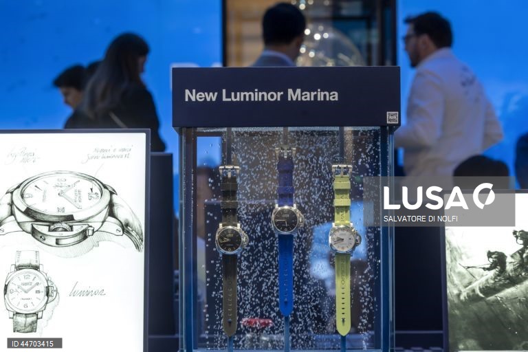 Feira de relógios de luxo “Watches and Wonders Geneva”, em Genebra, Suíça.