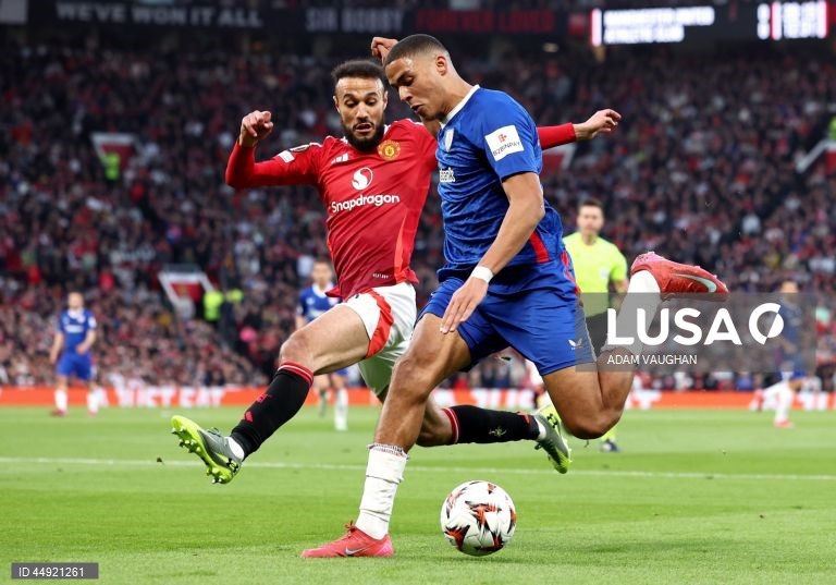 Os ingleses do Manchester United, treinado pelo português Ruben Amorim, e do Tottenham garantiram hoje o apuramento para a final da Liga Europa de futebol, ultrapassando Athletic Bilbau e Bodo/Glimt, respetivamente, nas meias-finais.