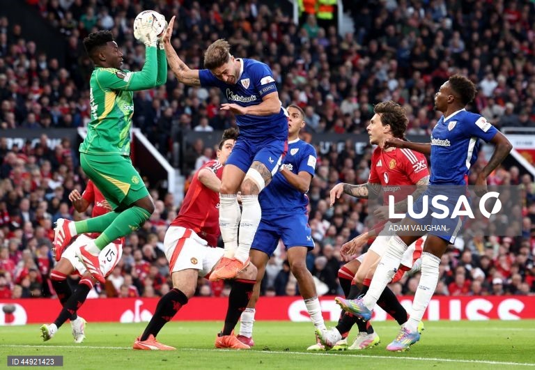 Os ingleses do Manchester United, treinado pelo português Ruben Amorim, e do Tottenham garantiram hoje o apuramento para a final da Liga Europa de futebol, ultrapassando Athletic Bilbau e Bodo/Glimt, respetivamente, nas meias-finais.