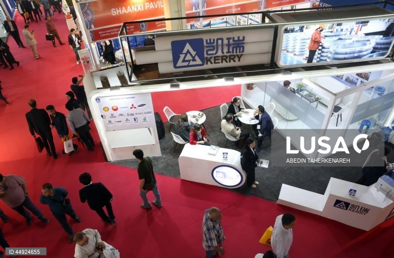 29ª Exposição Internacional de Petróleo, Gás, Refinação e Petroquímica decorre em Teerão.