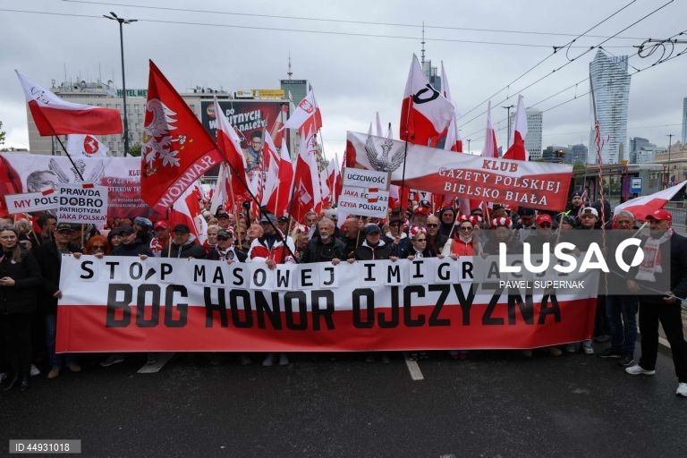 Polónia: Marcha em Varsóvia contra a imigração ilegal