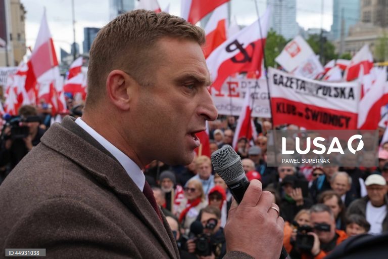 Polónia: Marcha em Varsóvia contra a imigração ilegal